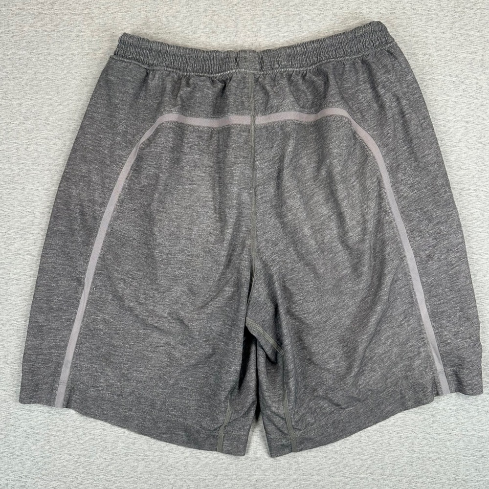Lululemon Pace Breaker Shorts Mens M Heathered Grey Athletic Lined Gym Training
